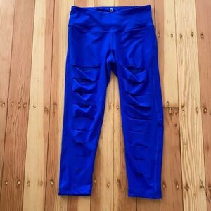 90 degrees Blue Capri Mesh‎ Slit Leggings small
